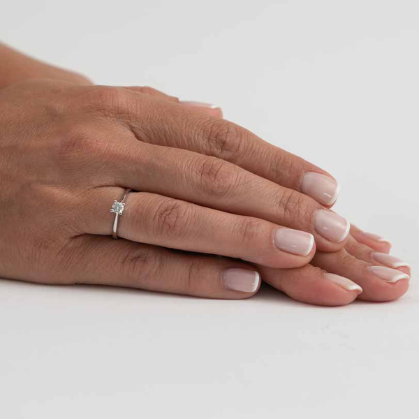 Μονόπετρο δαχτυλίδι Κ18 λευκόχρυσο DIAMONDJOOLS με διαμάντι 0.30ct , VVS2 , E από το GIA